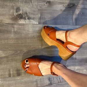 Brown Charlotte Stone clog sandals size 9